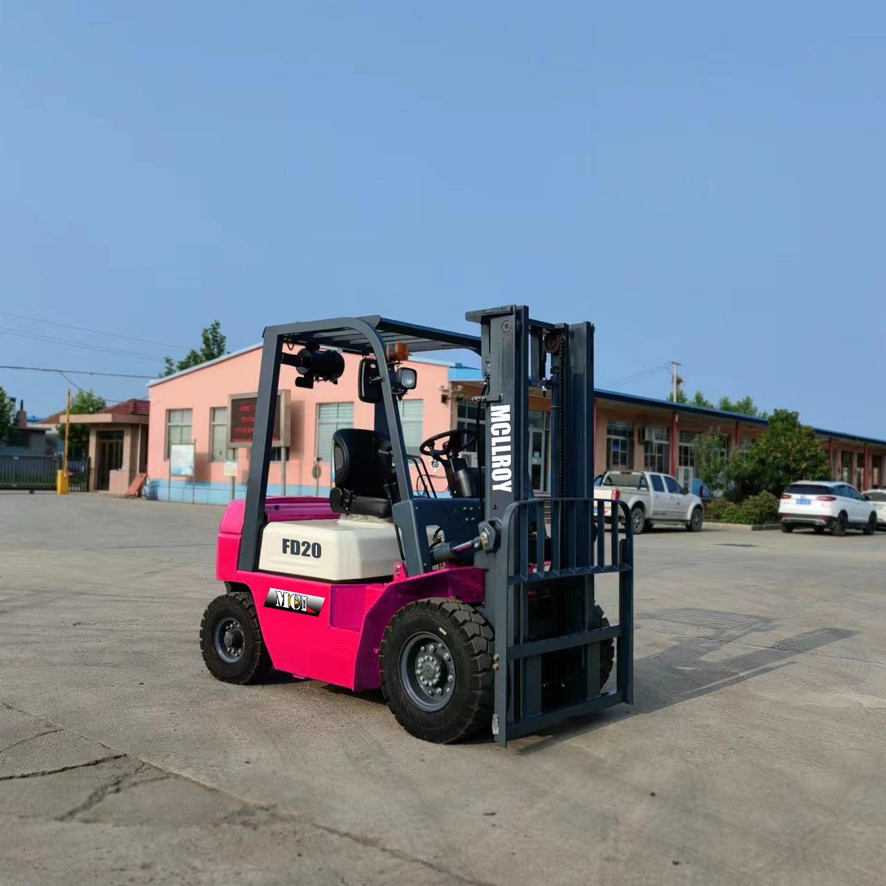 Tire Type Air / Solid Flexible Operation Forklift Truck Minimum Turning Radius 2220 Mm Ergonomic Forklift