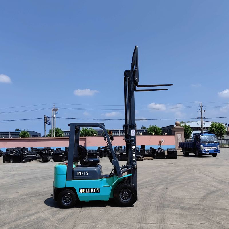 Compact Diesel Counter Weight Forklift FD15 For Loading And Unloading Goods
